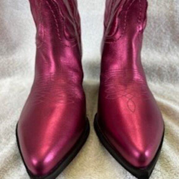 Steve Madden "West" metallic hot pink western boots NWOT Size 9 - Picture 3 of 10
